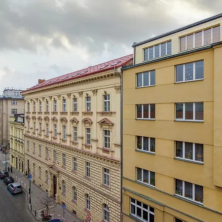 Air Conditioned Terrace Appartement *